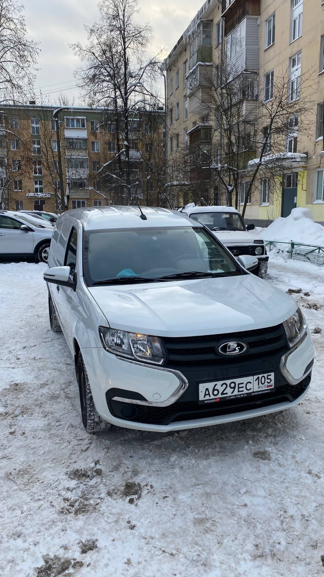 Лада Ларгус — забор со склада